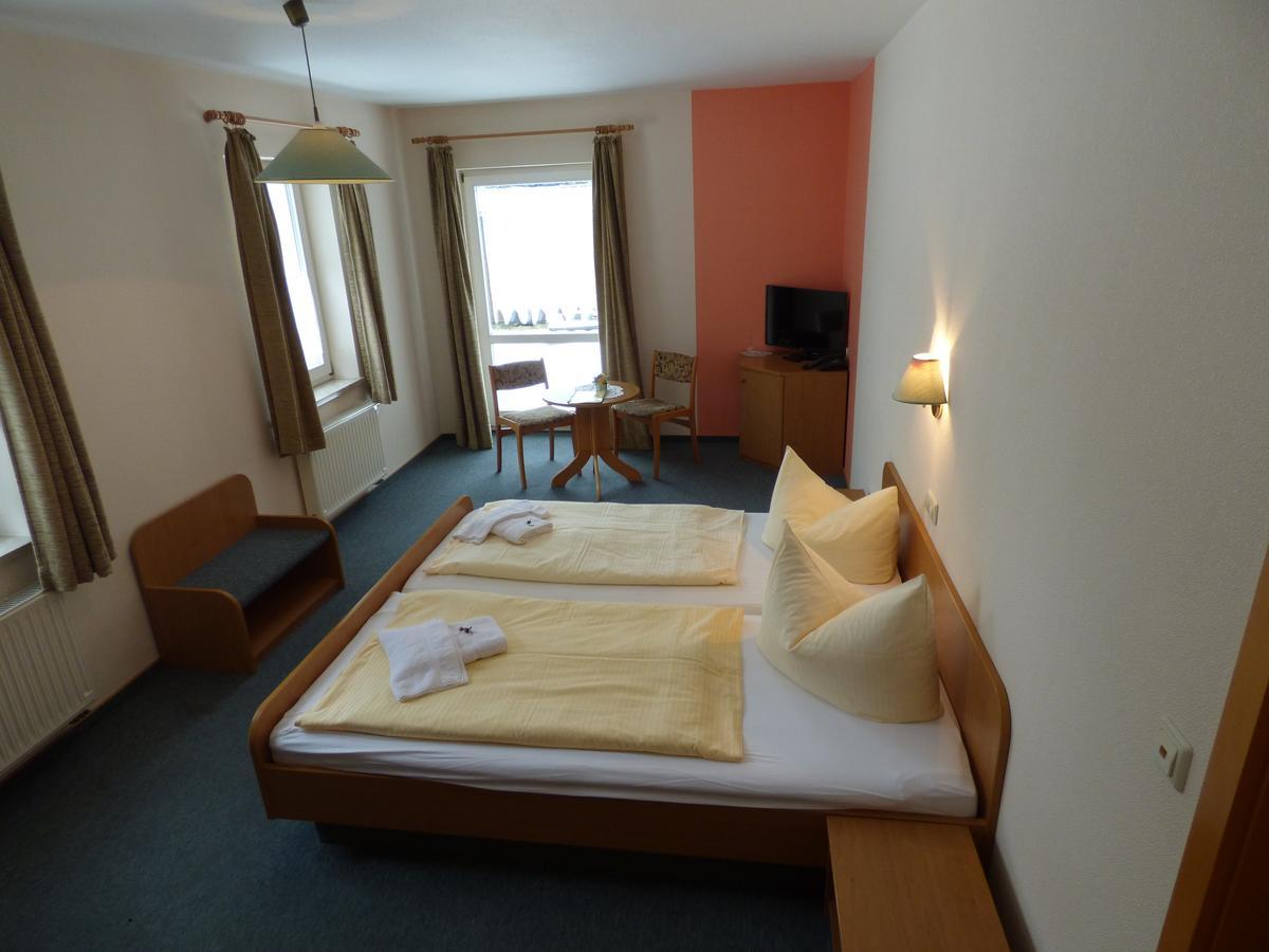 Gasthof Zum Fuerstenthal Frauenstein  部屋 写真