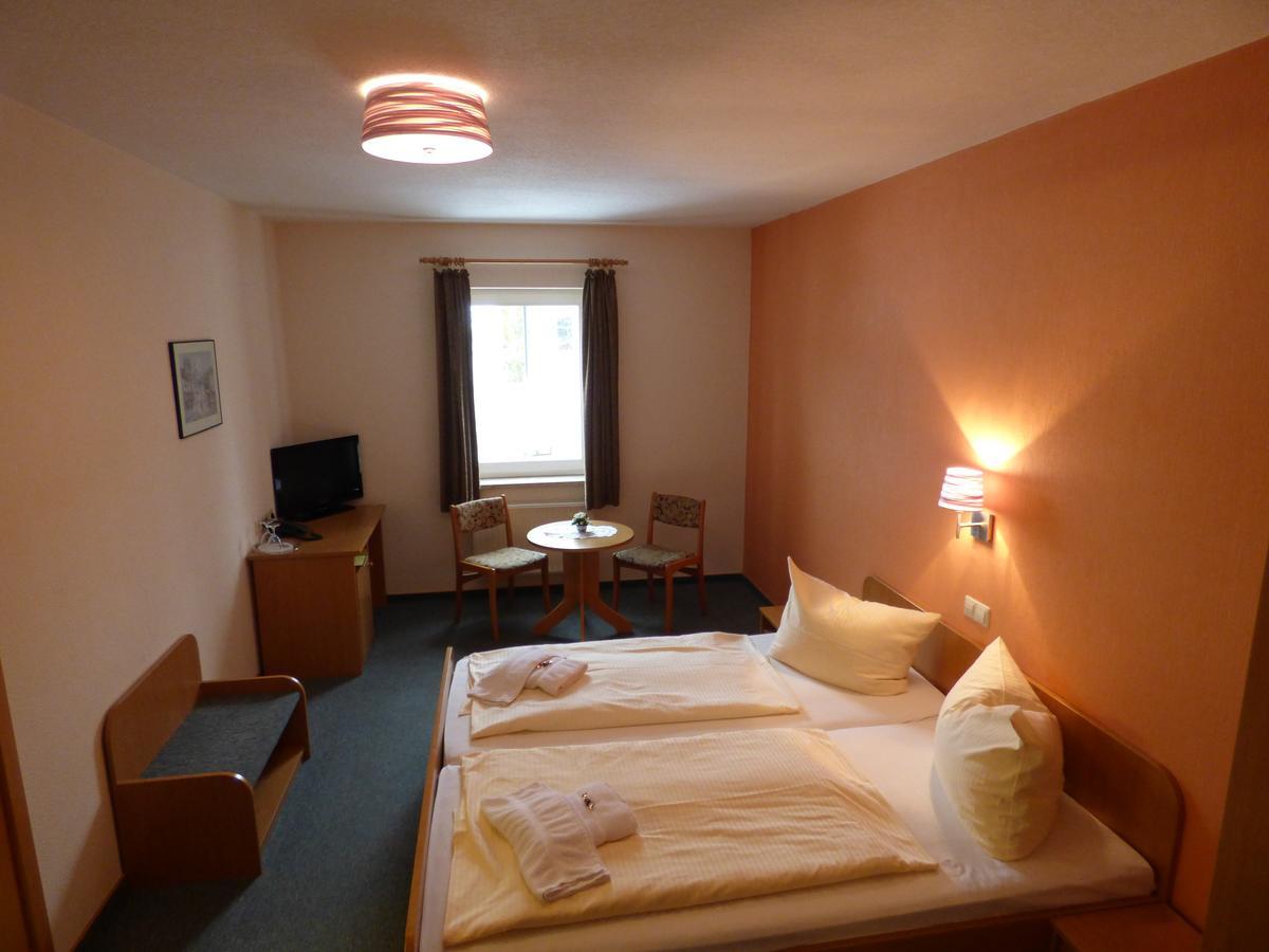 Gasthof Zum Fuerstenthal Frauenstein  部屋 写真